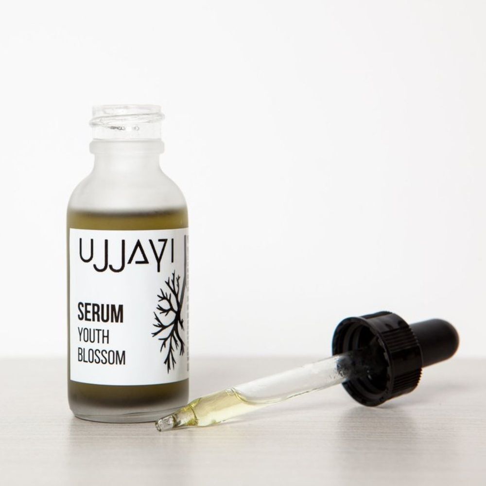 NWT UJJAYI Youth Blossom Serum